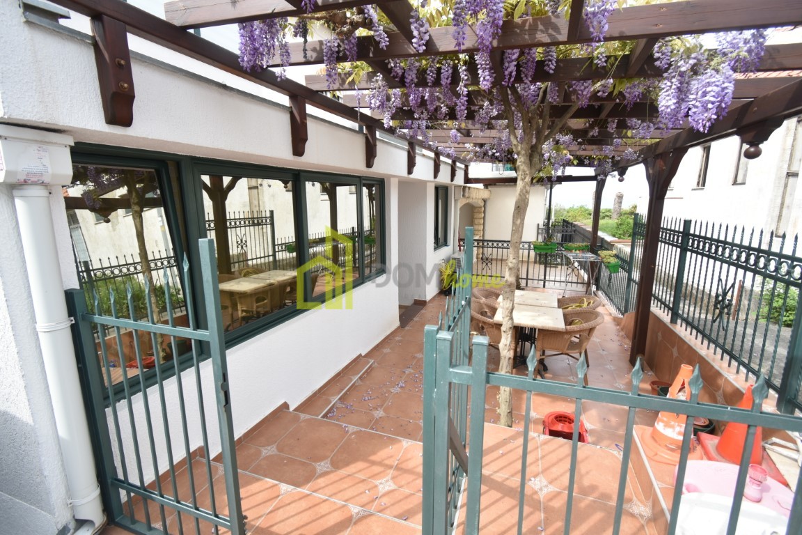 Kuća 140m2, Sveti Stefan